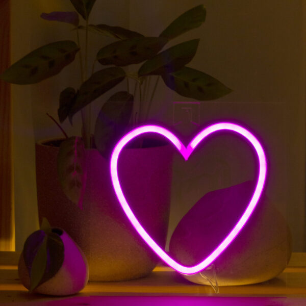 HEART Neon Light